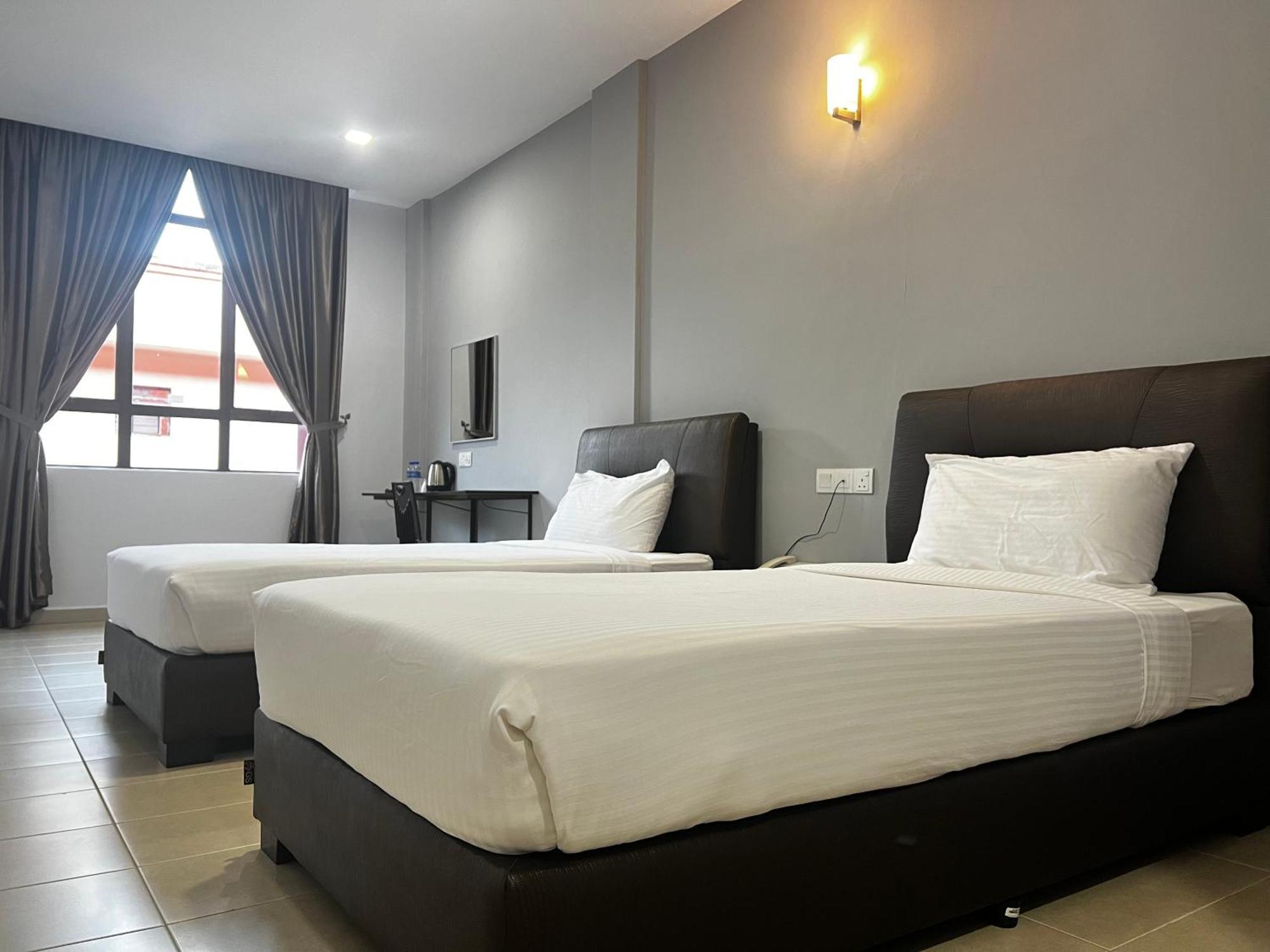 Sin Lien Hotel Kluang Esterno foto